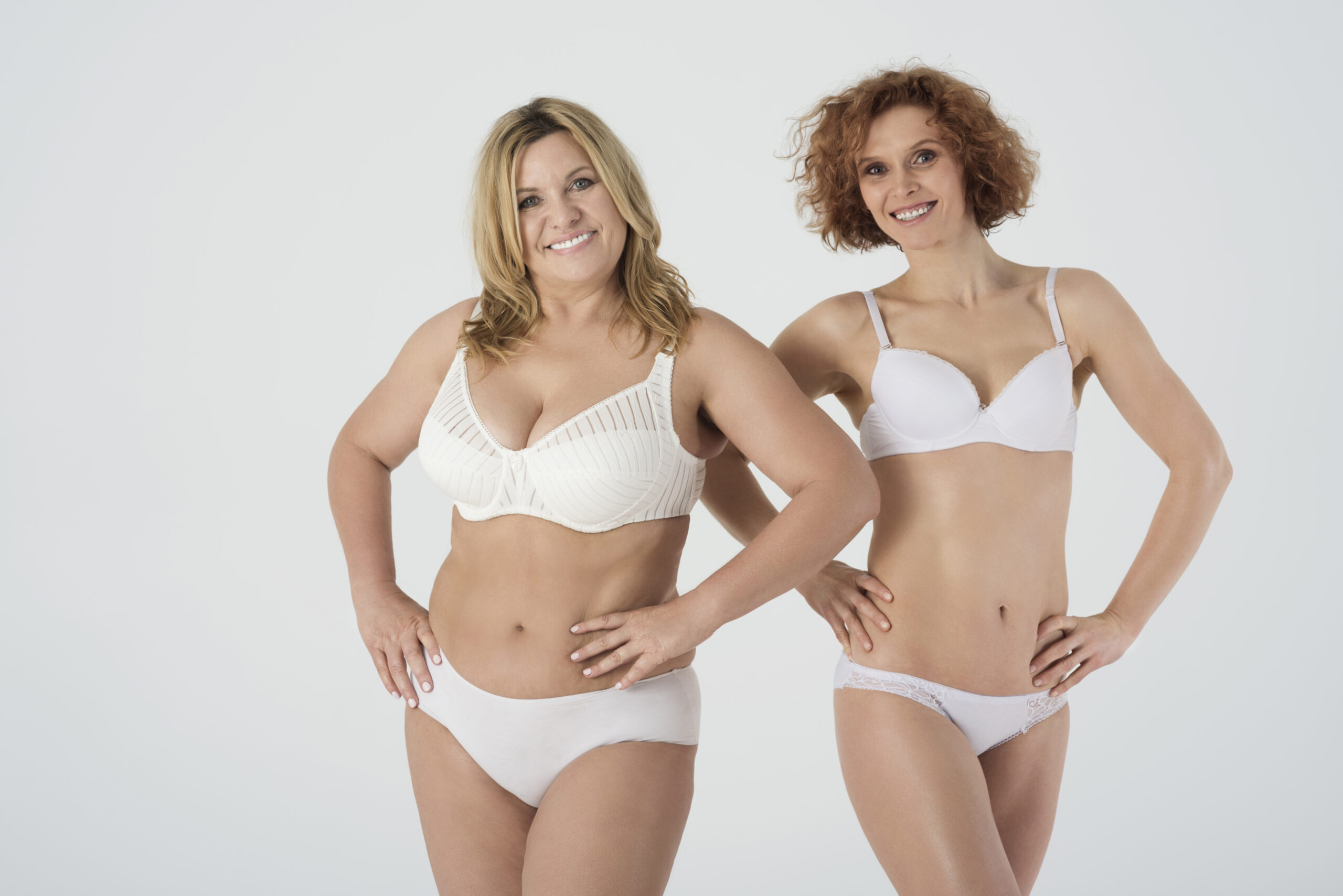 Guida di Cayra Clinic su metodi non invasivi per diminuire il volume del seno