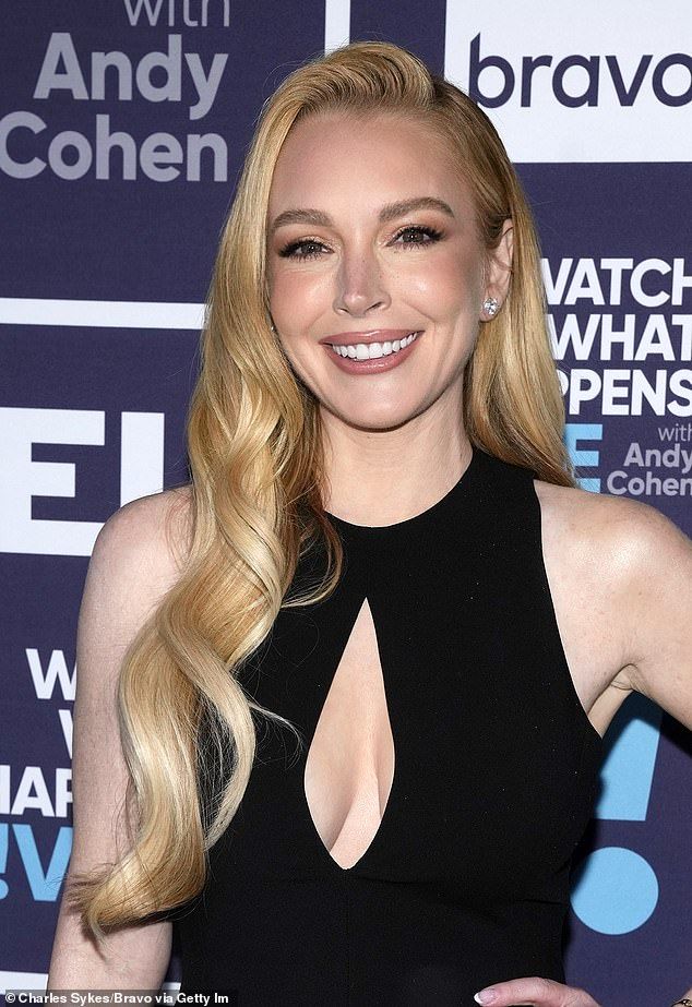 Trasformazione estetica di Lindsay Lohan, immagine comparativa prima e dopo interventi di chirurgia plastica